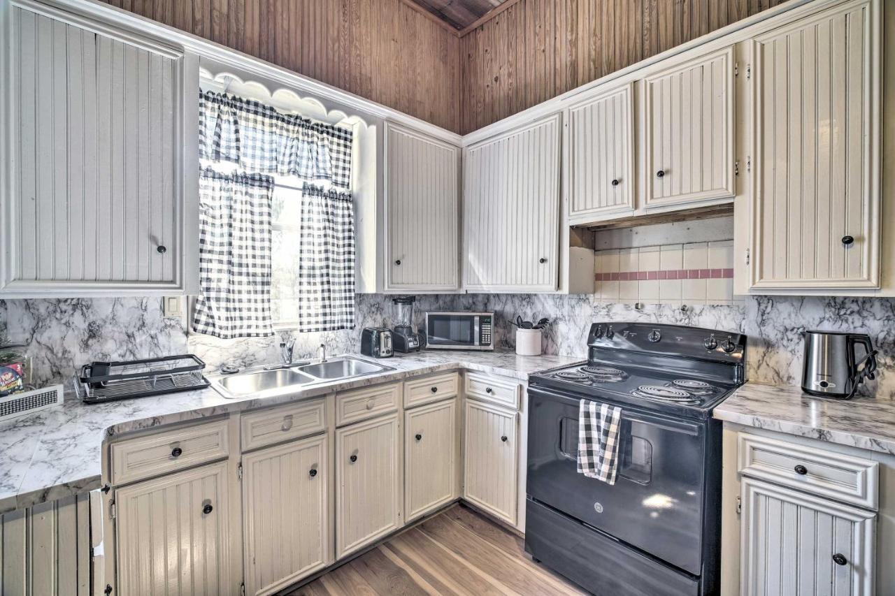 Вилла Cozy Livingston House With Fenced Yard And Patio! Экстерьер фото